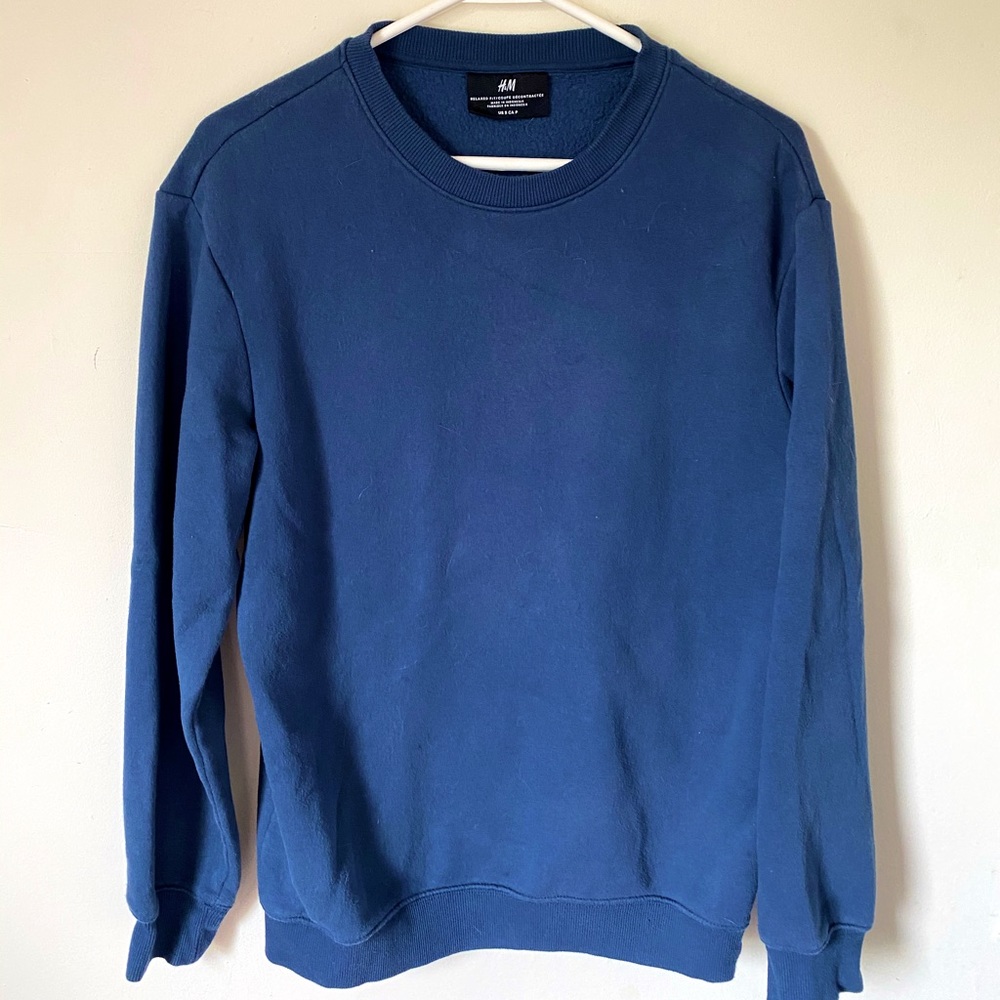 H&M Relaxed Fit Blue Crewneck